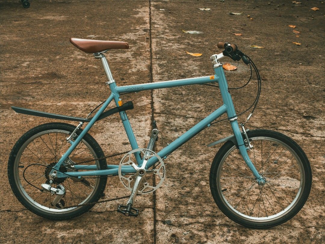 Mini Velo ( Weekend Bikes) (Category: Bicycles) located in Caloocan City. Submitted by silenteart56002 (Listing ID 1449329209, Image 2). Description: 20 incher Mini Velo Weekend Bikes.