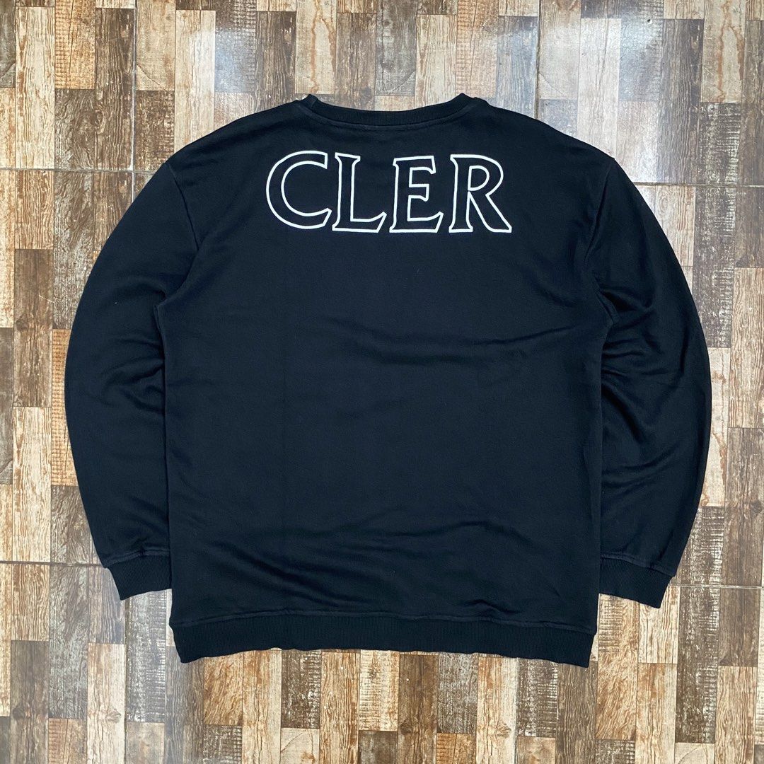 MONCLER LARGE TEXT SWEATSHIRT (Category: Activewear) located in Davao. Submitted by 2known (Listing ID 1449450083, Image 2). Description: Excellent condition! Colorate 10/10 Issue none! 21’width | 27’length | 20’sleeve from armpit.