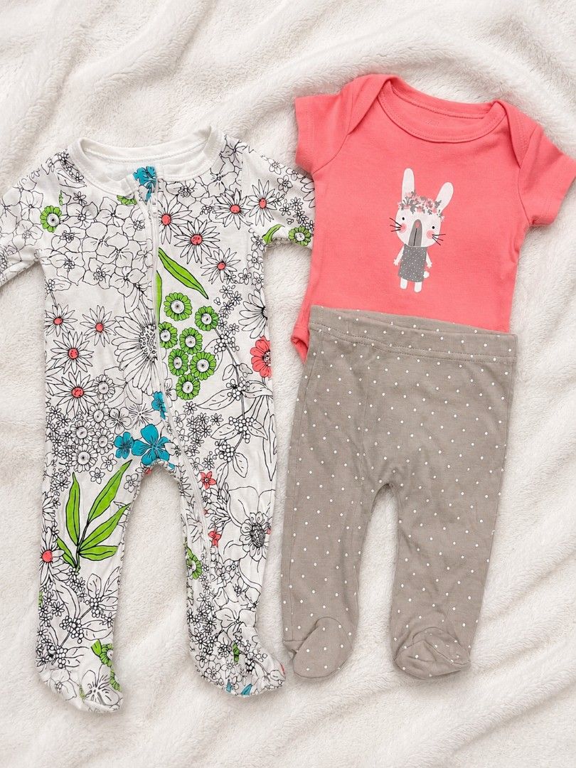 Mother's Choice Bunny Floral Set 0-3m (Category: Babies & Kids Fashion) located in Davao. Submitted by jajai_7 (Listing ID 1449391445, Image 1). Description: 0-3 months.