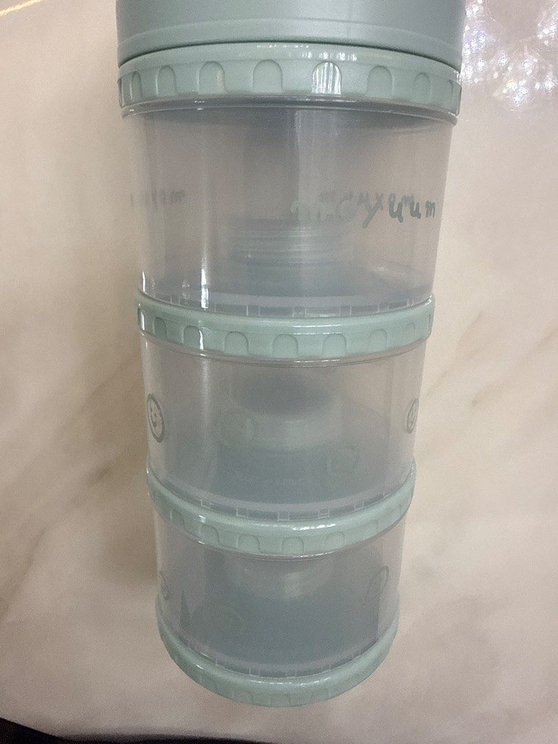 Moyuum 3-Tier Formula Dispenser Stackable Container recommended by infant care508516517734010883