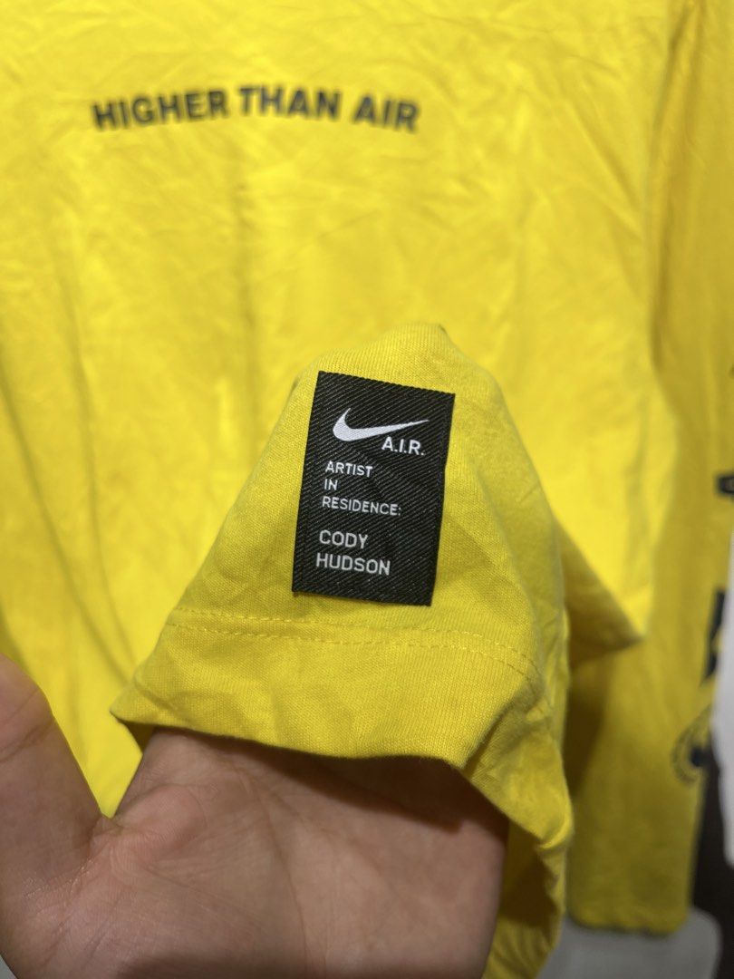 NIKE LONGSLEVE (Category: Tshirts & Polo Shirts ) located in Bayog. Submitted by hared_dos (Listing ID 1449509858, Image 2). Description: Size XXL on tag Dimes 22 x 27.