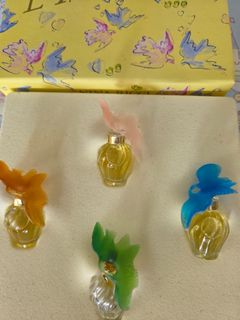 （分類：）位於 。 由 floee2020 提交（商品編號 1449400899，圖片 1）。簡介： 。