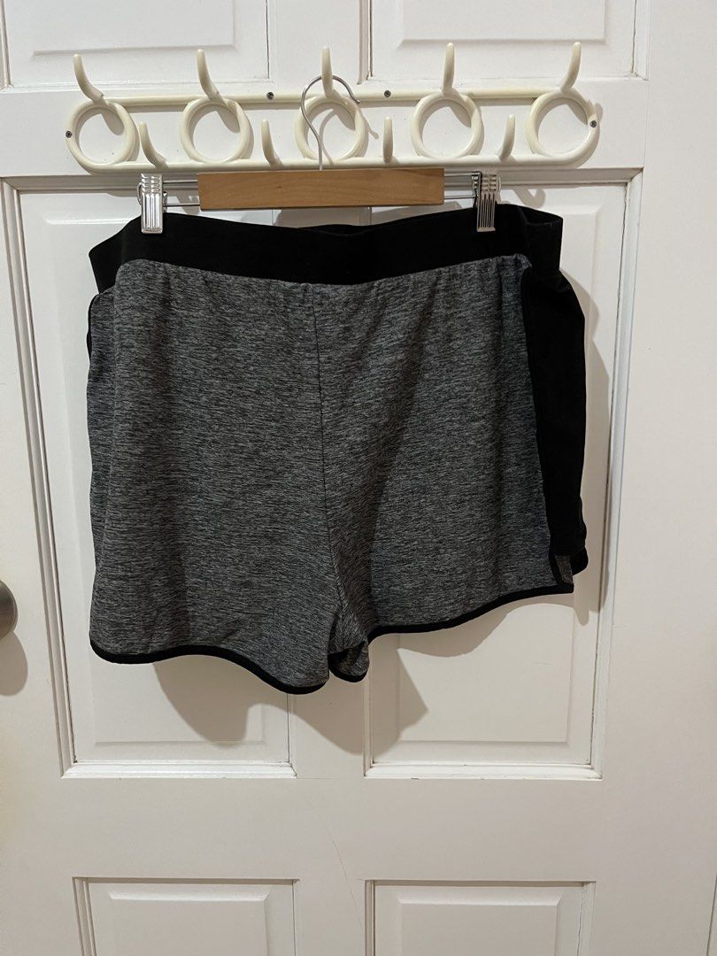🔥Sale! No Boundaries Black Grey Shorts XXL (Category: Shorts) located in San Pablo. Submitted by restoredchic (Listing ID 1449472340, Image 3). Description: No Boundaries Knit Jersey Dolphin Shorts, characterized by their grey space-dye (heathered) fabric, black contrast binding, elastic waist band and functional drawstring. These shorts are a popular casual and athletic staple, typically featuring a 2-inch inseam and a soft jersey or fleece-ble