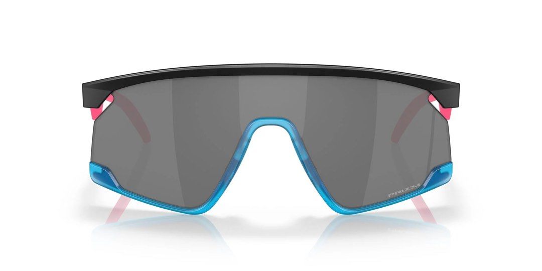 Oakley bxtr (Category: Other Sports Equipment and Supplies) located in Kepala Batas. Submitted by hinatahatori (Listing ID 1449510935, Image 2). Description: hai semua saya nak jual saya punya oakley bxtr saya beli rm980 saya nk jual 400 boleh nego baru pakai 3 kali .