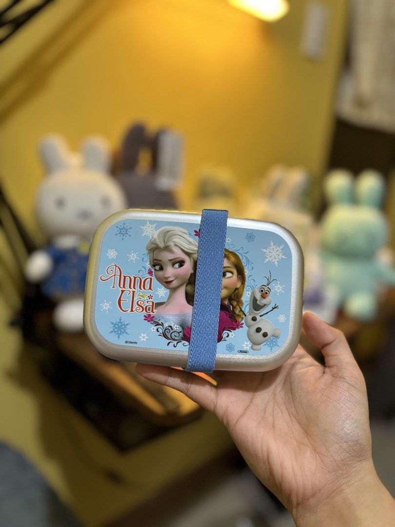 Official Disney Frozen Bento Box (Category: Food Organization & Storage) located in Butuan. Submitted by tinjokxx (Listing ID 1449492963, Image 2). Description: WYSIWYG.