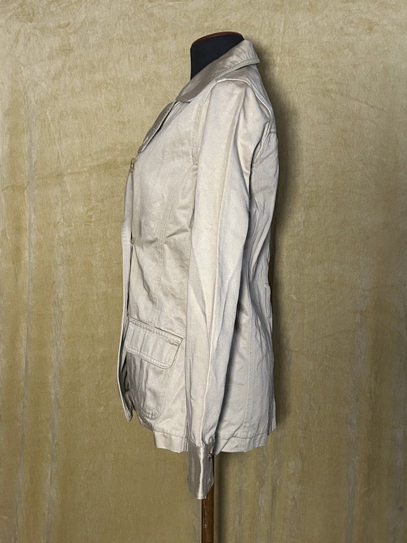Old Navy Beige Double-Breasted Jacket (Category: Coats, Jackets and Outerwear) located in Batangas. Submitted by mkjgb (Listing ID 1449414811, Image 2). Description: Missing belt. Length from shoulder is 26”. Width at waist is 16.5” (laid flat). - Classic beige jacket - Double-breasted style with button closure - Two front pockets - Ideal for layering - Versatile and easy to pair with any outfit ❄️ Travel-Ready Winter Wear | Stylish • Cozy • Budg