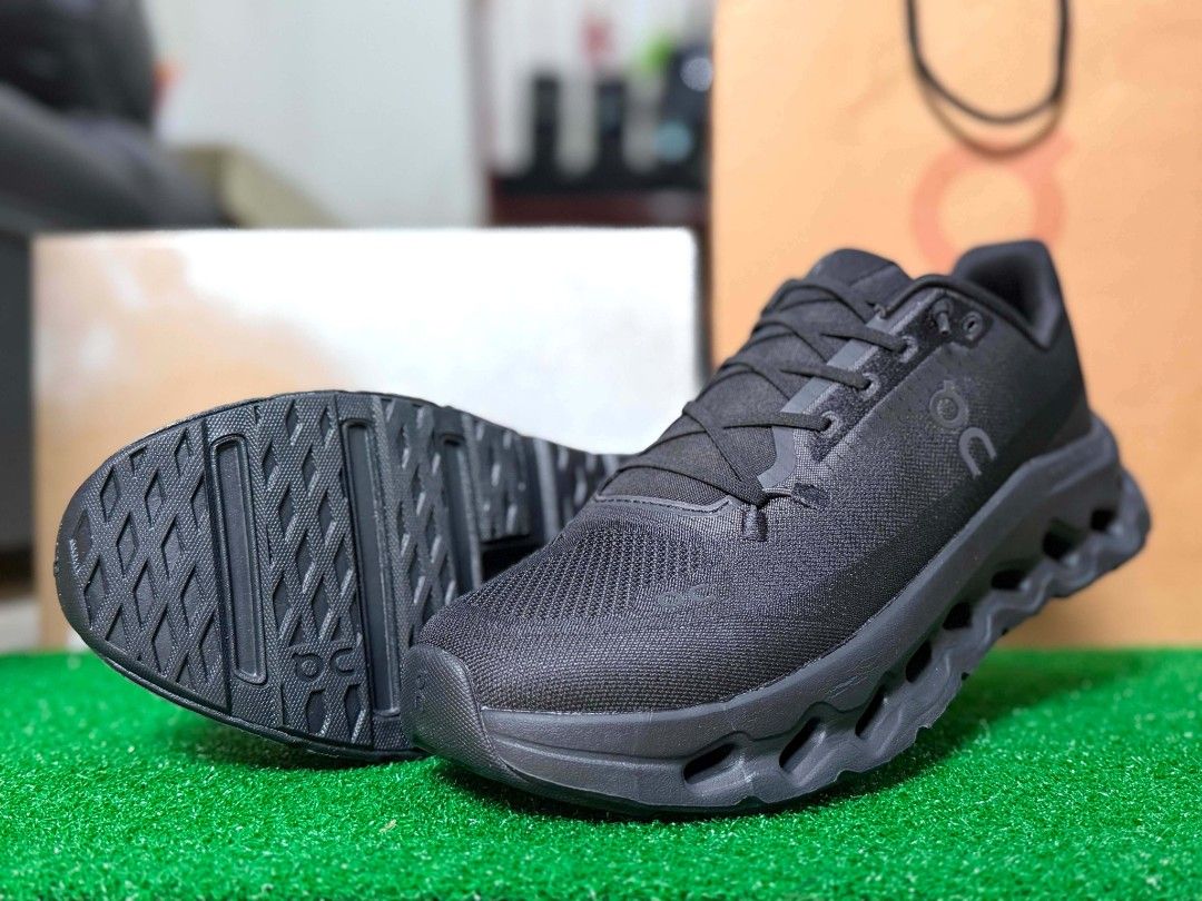 On Cloud Shoes ECLIPSE Cloudtilt (Category: Sneakers) located in Taguig. Submitted by aljo_npuar24 (Listing ID 1449344440, Image 2). Description: On Cloud Shoes for sale ECLIPSE Cloudtilt Black Sizes: US 8, 8.5 Key features CloudTec Phase™ for seamless weight transfer Precision-crafted with Finite Element Analysis Ultra-lightweight, smooth midsole Alignment of cloud elements delivers perfect cushioning Sock construction and speed laces, to pull o