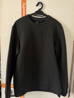 (Category: ) located in . Submitted by kickslistmy (Listing ID 1449415109, Image 1). Description: .