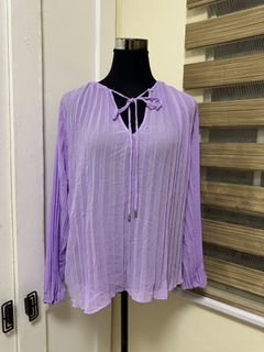 (Category: ) located in . Submitted by milleshoppppp (Listing ID 1449520766, Image 1). Description: .