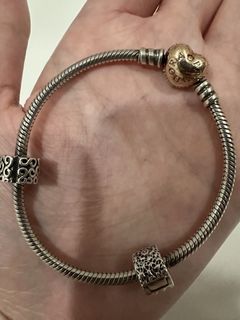 (Category: ) located in . Submitted by declutterwithme120 (Listing ID 1449444162, Image 1). Description: .