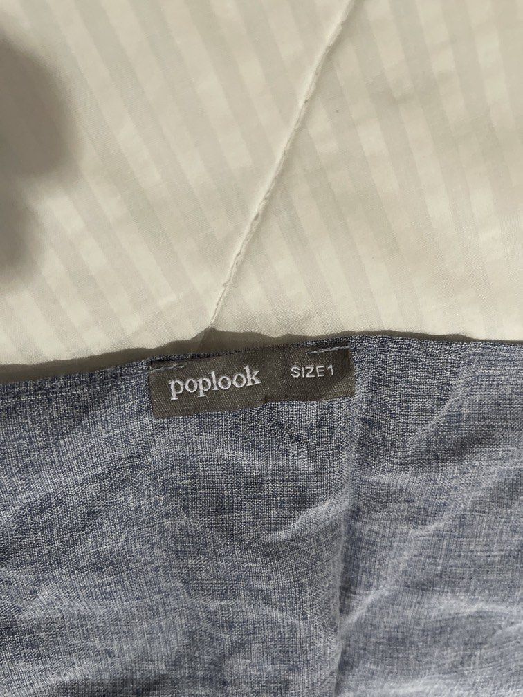 Pario (Category: Coats, Jackets and Outerwear) located in Kuala Terengganu. Submitted by dekna1102 (Listing ID 1449427074, Image 3). Description: Tak pernah pakai Harga tak termasuk postage.