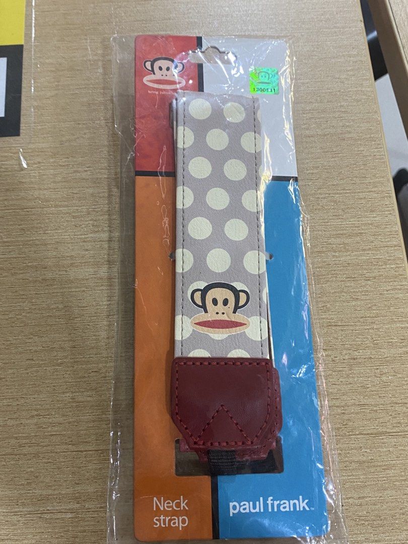 paul frank dslr camera neck strap (Category: Camera Bags & Carriers) located in Manila. Submitted by when.the.pawn (Listing ID 1449453210, Image 1). Description: .