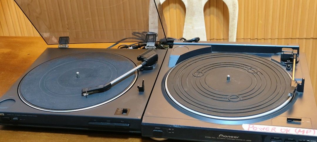 Pioneer PL-2500 Stereo Full Automatic Turntable System (Category: Other Audio Equipment) located in Bulacan. Submitted by babz30261 (Listing ID 1449427562, Image 1). Description: - Pioneer PL-2500 Stereo Full Automatic Turntable - Power confirmed working - JVC turntable also available - Perfect for playing your vinyl collection -For two bundle SETTT‼️‼️‼️.