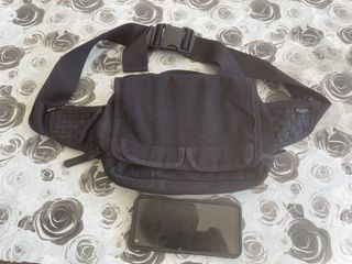 (Category: ) located in . Submitted by sellclothesandbag (Listing ID 1449342232, Image 1). Description: .