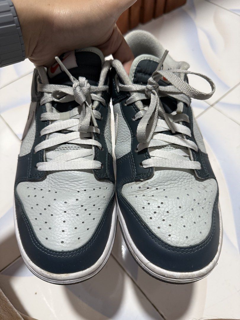 Preloved Nike Dunk Low Retro (Green / Mint green) (Category: Sneakers) located in Dasmarinas. Submitted by jammrcd (Listing ID 1449476058, Image 3). Description: Selling my Preloved Nike Dunk Low Retro (Green / Mint green) Size: 27.5cm RFS: Decluttering Lalamove should be shouldered by buyer. Pwede rin pong meet up around Dasma, Cavite - basta sagot po ni buyer yung pamasahe ko. Hehe. .