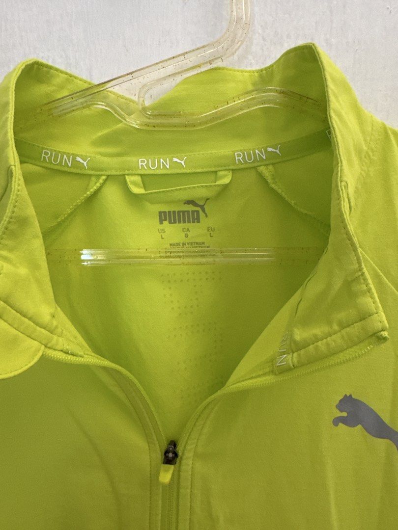 Puma Unisex Running Jacket (Category: Coats, Jackets and Outerwear) located in Los Banos. Submitted by declutterbycee (Listing ID 1449329582, Image 2). Description: .