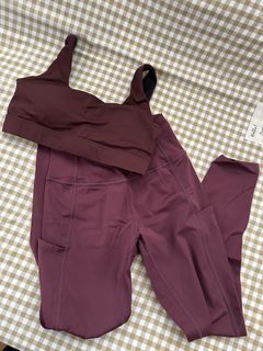 (Category: ) located in . Submitted by sheglowsinvintage (Listing ID 1449398570, Image 1). Description: .