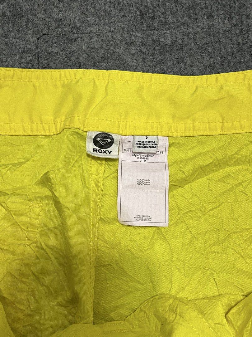 Roxy short (Category: Shorts) located in Libungan. Submitted by kervinfinds (Listing ID 1449347713, Image 3). Description: .