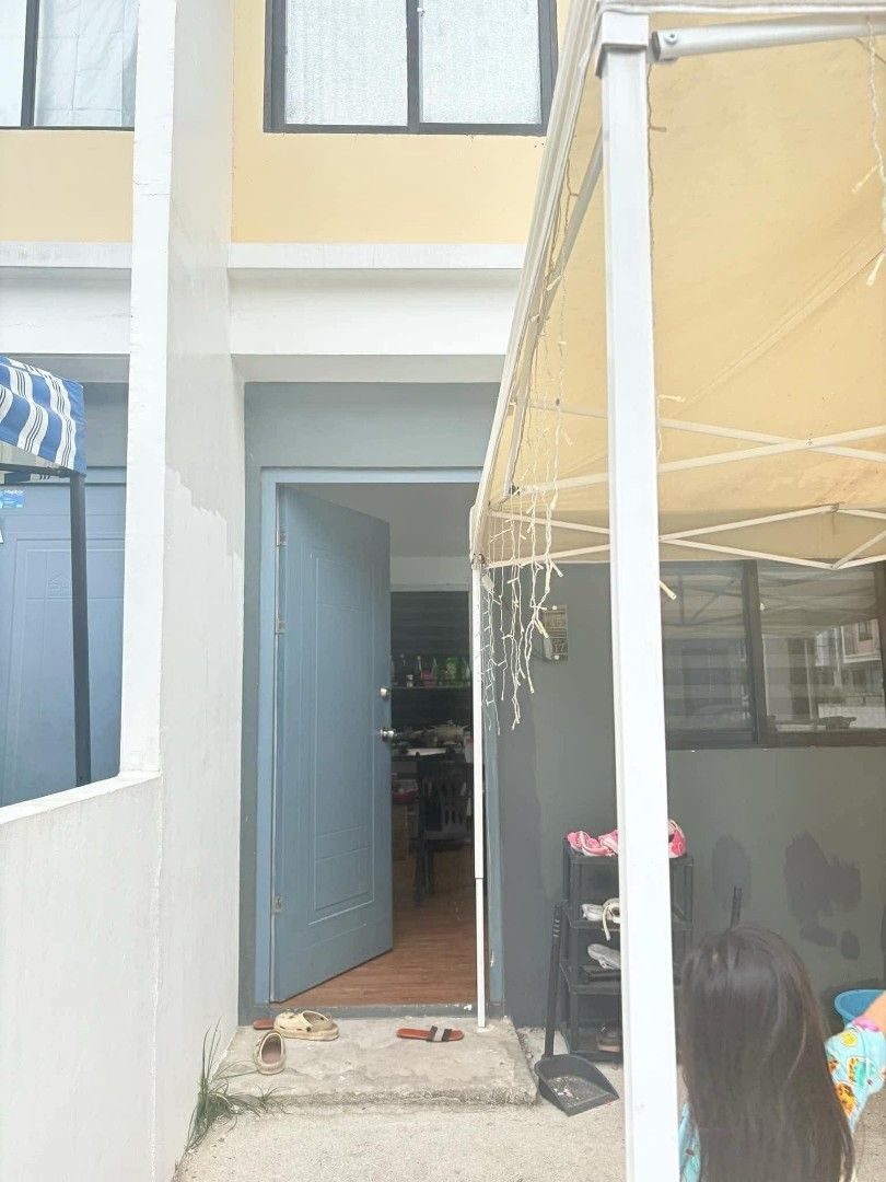 Rush pasalo house & lot (Category: House & Lot) located in Tagaytay City. Submitted by joselito_acosta (Listing ID 1449432399, Image 2). Description: RUSH PASALO ‼️‼️‼️‼️ PRESYONG PALUGI ‼️‼️‼️ OPEN FOR TERMS NA TAYO ‼️‼️‼️ OPEN FOR TERMS NA TAYO‼️‼️‼️ 250k Cash 250k installment 👍👍👍 550k Phirst Park Home Tanza Calista Mid Unit UNDER FINANCING (BDO) 10years to pay 3 years and 4months paid 6 years and 8months remaining Monthly ammort- 14k till F