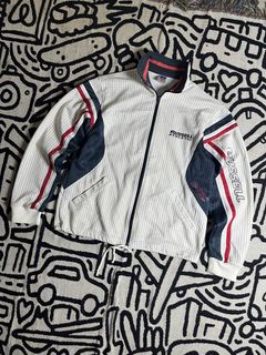 (Category: ) located in . Submitted by yusthrift (Listing ID 1449416867, Image 1). Description: .