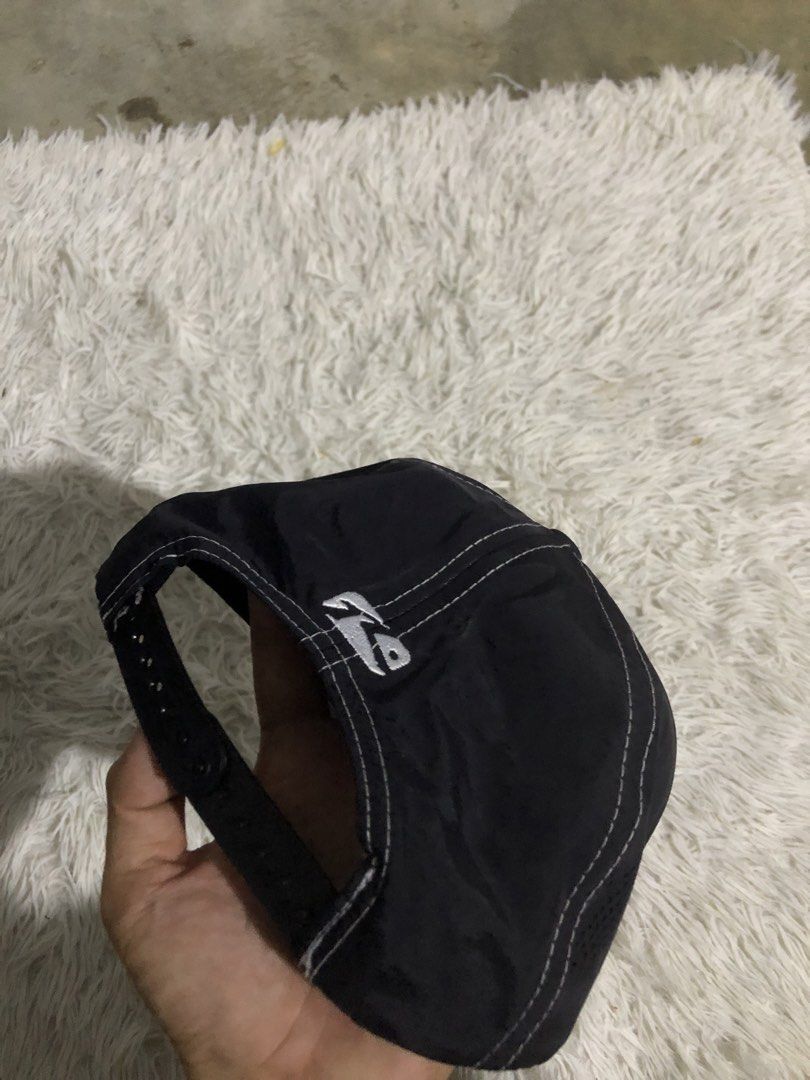 Rusty Surfboards Australia Black Cap (Category: Caps & Hats) located in Tayabas. Submitted by raylee.22 (Listing ID 1449441003, Image 3). Description: - Authentic Rusty Surfboards Australia cap - Features clean white stitching detail - Subtle Rusty logo on the side - Adjustable strap for a comfortable fit - Ideal for everyday wear and outdoor adventures.