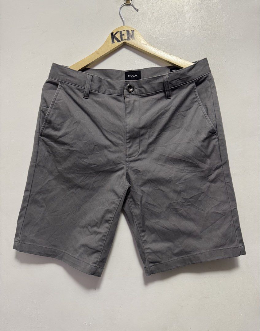 RVCA Week-End Shorts Grey Size 32 (Category: Shorts) located in Manila. Submitted by esparciake75752 (Listing ID 1449410703, Image 1). Description: - Brand: RVCA - Model: Week-End Shorts - Size: 32 - Length 19 - Color: Grey - Material: Cotton Blend - Origin: Made in Sri Lanka - Closure: Button and Zip - Pockets: 2 front, 2 back - Ideal for: Casual wear, day out.