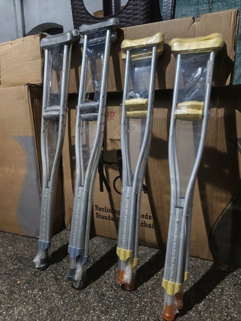 Saklay crutches adjustable height (Category: Announcements) located in Quezon City. Submitted by zencrystal_763d8c (Listing ID 1449512452, Image 2). Description: Available saklay Yellow 750 Gray 950 Mop Cop Cod Gcash .