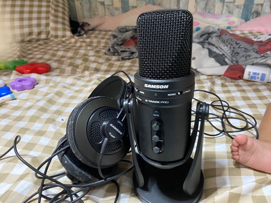 Samson C01U Pro USB Condenser Microphone & Headphones (Category: Microphones) located in Legazpi City. Submitted by gerliemej34718 (Listing ID 1449329975, Image 3). Description: - Samson C01U Pro USB condenser microphone - Samson SR850 headphones - Ideal for home studio recording, podcasting, and more - Both items in good working condition - Sold as a complete set - Feel free to ask questions!.