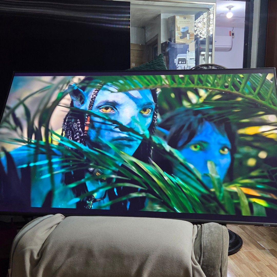 Samsung 65" QLed Smart TV (Category: TV) located in Taguig. Submitted by roma2701 (Listing ID 1449470932, Image 3). Description: Unit with remote No box No Stand Free Wall Bracket.