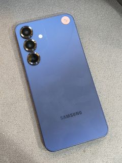 由 pheobeshih (刊登 ID 1449399839，圖片 1) 提交，位於 的 (類別：)，說明：。