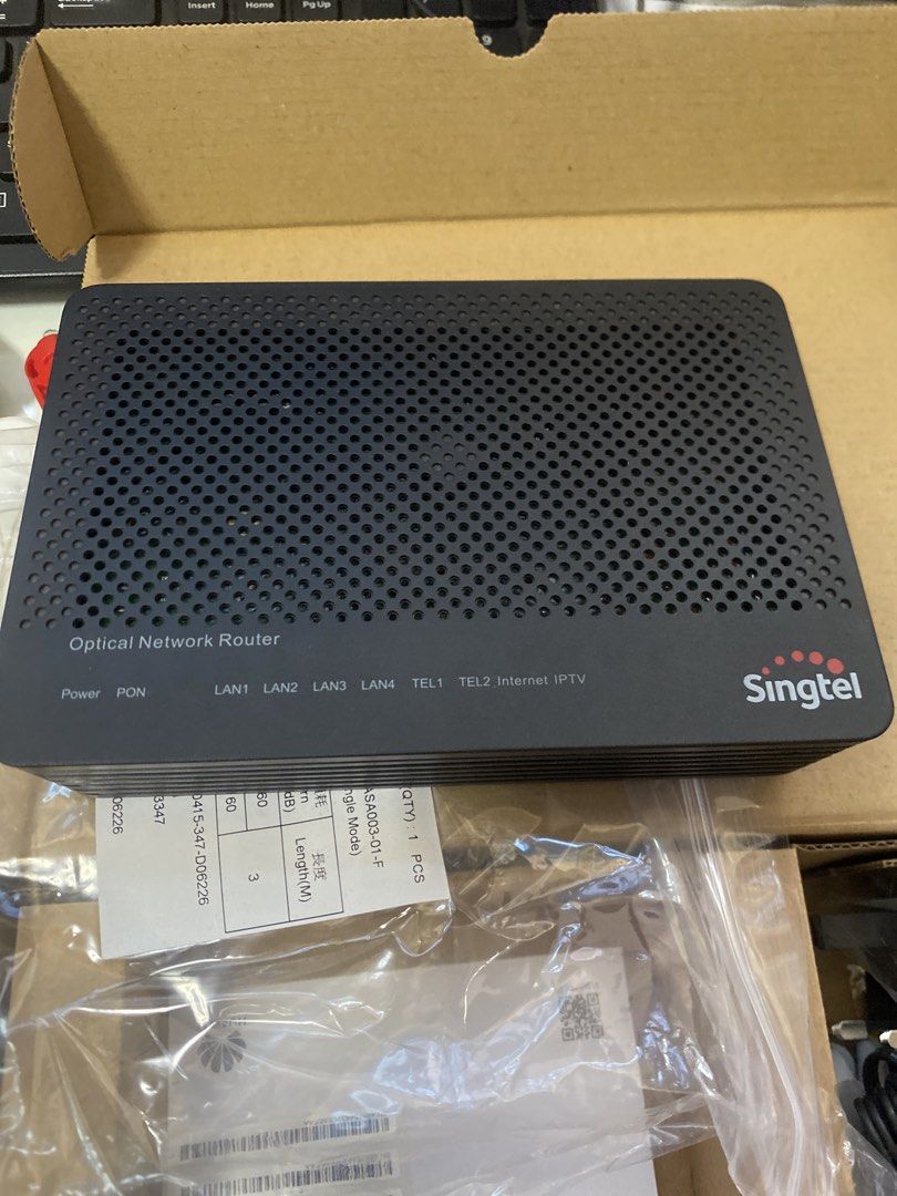 Singtel Huawei EchoLife HG8240T5 Optical Network Router508298029402705921