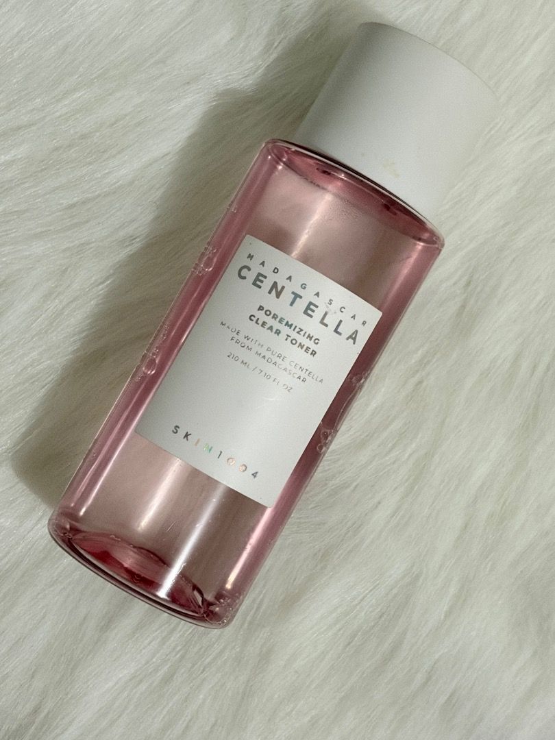 SKIN1004 POREMIZING CLEAR TONER (Category: Face Care) located in Las Pinas. Submitted by Jenevieve_closet (Listing ID 1449497472, Image 1). Description: * 100% Original * suitable for oily, acne prone skin * RFS: using another toner .
