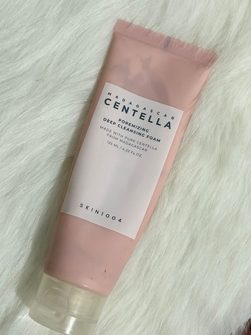 Skin 1004 Poremizing Deep cleansing foam (Category: Face Care) located in Las Pinas. Submitted by Jenevieve_closet (Listing ID 1449496205, Image 1). Description: * 100% original * suitable for all skin types * RFS: using another brand of cleanser .
