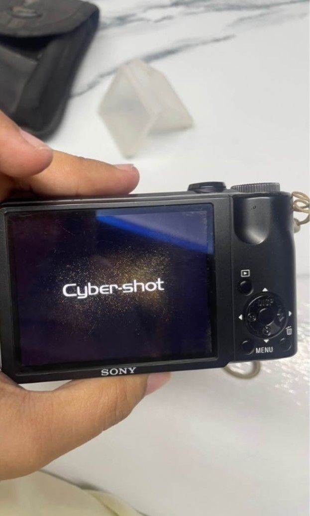 SonyCybershot DSC H55 (Category: Cameras) located in Bulacan. Submitted by aryx.moonn (Listing ID 1449401569, Image 2). Description: OPEN FOR SWAP! Honest issue: Flash defect.