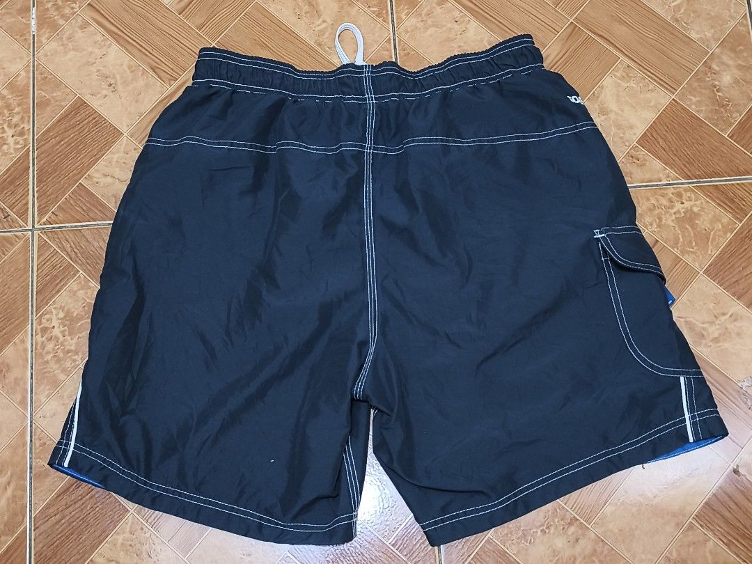 Speedo men's swim trunks (Category: Activewear) located in Manila. Submitted by daveang222 (Listing ID 1449503732, Image 3). Description: Speedo men's swim trunks Dimes 32-34 X 18 Condition like new.