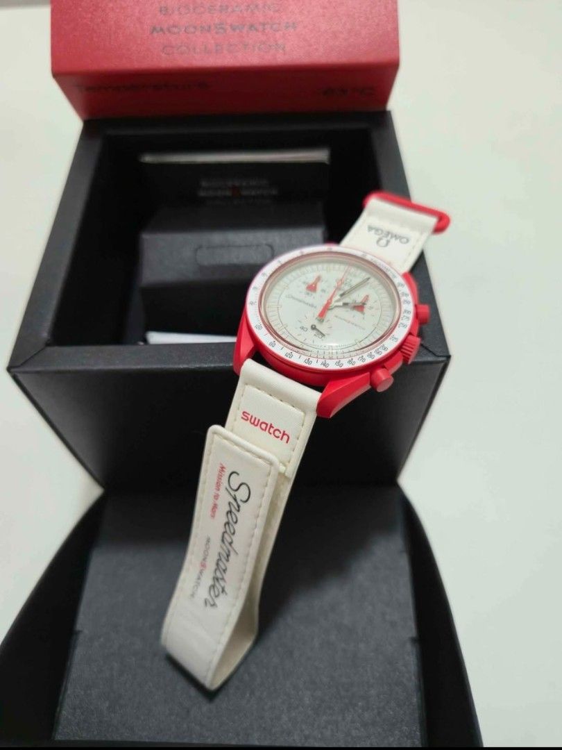Swatch Omega Mission to Mars (Category: Luxury Watches) located in Manila. Submitted by jac_prcs (Listing ID 1449392954, Image 3). Description: Moonswatch Mission To Mars GOOD AS NEW - fitted only I only collect, I dont wear. With screen protector Newly replaced battery Complete inclusion With recelpt Price is fixed. No last price inquries. Store price now is P17,000 Meet up is Sta. Ana, Manila or Katipunan, QC.