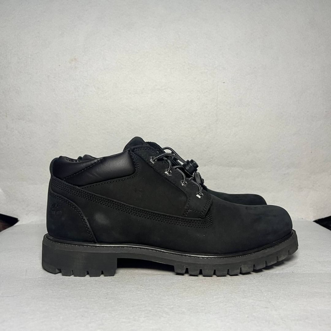 Timberland 10 men's Premium Lowcut Waterproof Boot (Category: Boots) located in Mandaluyong City. Submitted by theroom501 (Listing ID 1449512085, Image 3). Description: Timberland 10 men's Premium Lowcut Waterproof Boot Condition: like as new Size on tag: 10 Issue: Price: 8500 Courier LBC JNT Lalamove.