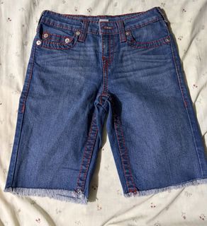 (Category: ) located in . Submitted by cecebeh (Listing ID 1449337480, Image 1). Description: .