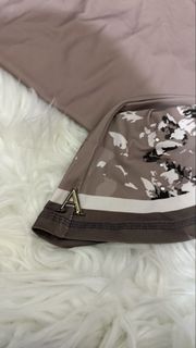 (Category: ) located in . Submitted by rarabeautycare (Listing ID 1449533850, Image 1). Description: .