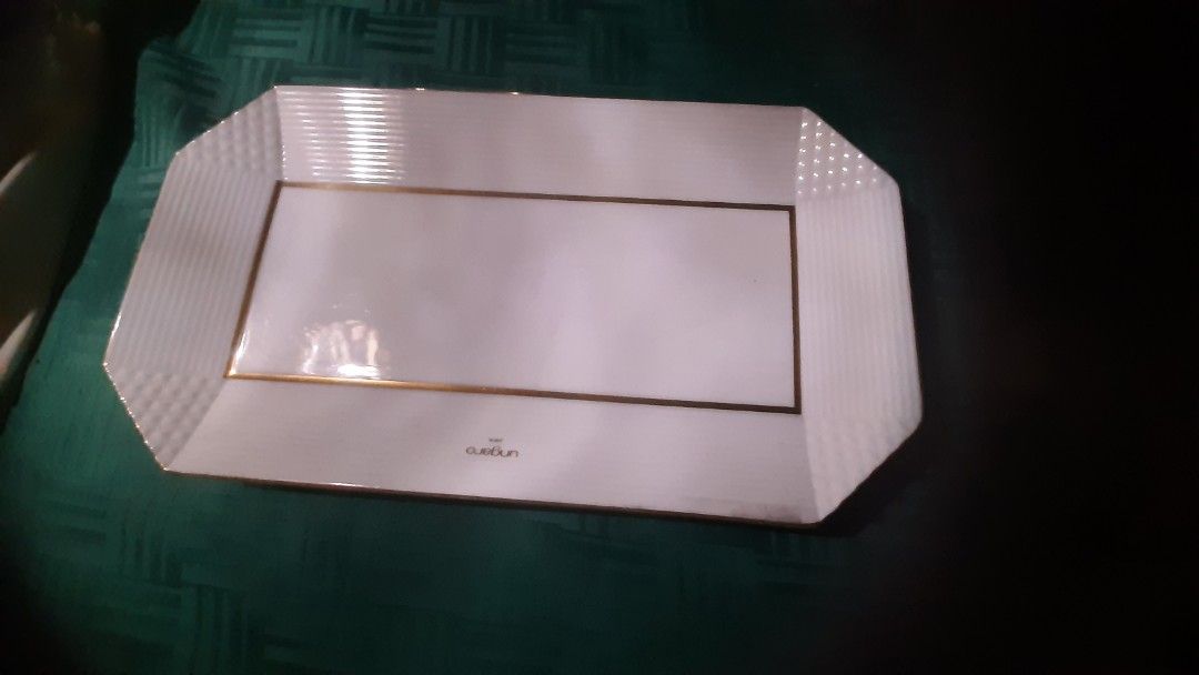 Ungaro Japan serving plate 14x7.8" (Category: Dinnerware & Cutlery) located in Manila. Submitted by luckycharm_215 (Listing ID 1449467673, Image 1). Description: good condition.