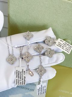 (Category: ) located in . Submitted by primejewelry (Listing ID 1449385053, Image 1). Description: .