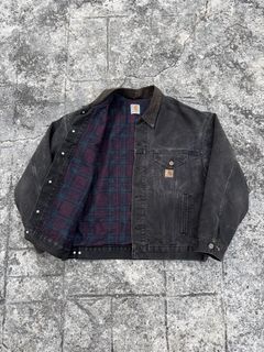 (Category: ) located in . Submitted by drippingthrift (Listing ID 1449406278, Image 1). Description: .