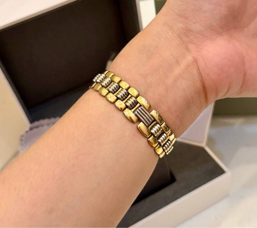 Vintage Dior Two tone Quartz Watch (Category: Women's Watches) located in Dasmarinas. Submitted by nvrgobrkagain. (Listing ID 1449398861, Image 2). Description: Complete Set (WORKING) AUTH 💯 MEETUP/SHIPPING AVAILABLE 📩.