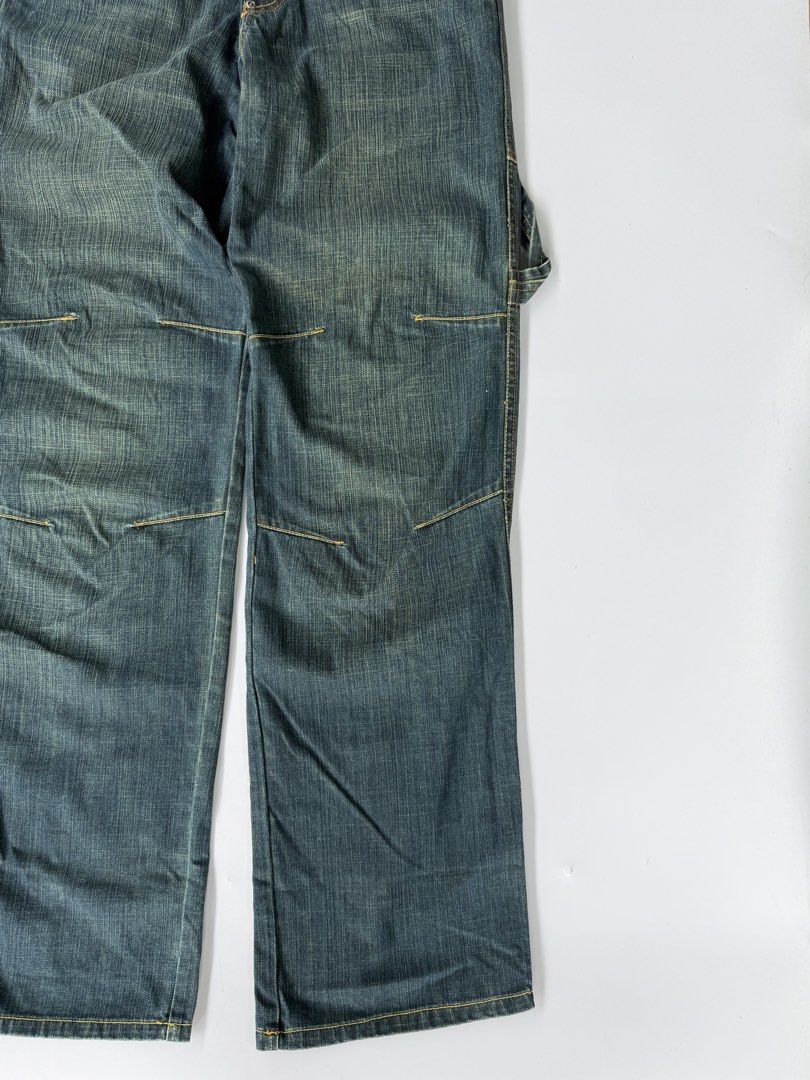 Vintage La Cable Y2k Double Knee Carpenter Pants (Category: Jeans) located in Baguio. Submitted by themgarbage (Listing ID 1449530276, Image 3). Description: Size tagged:31 Issue:none Waistline:31 Length:44 Thigh:13 Opening:9.5.