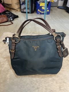 (Category: ) located in . Submitted by kimbags (Listing ID 1449350036, Image 1). Description: .