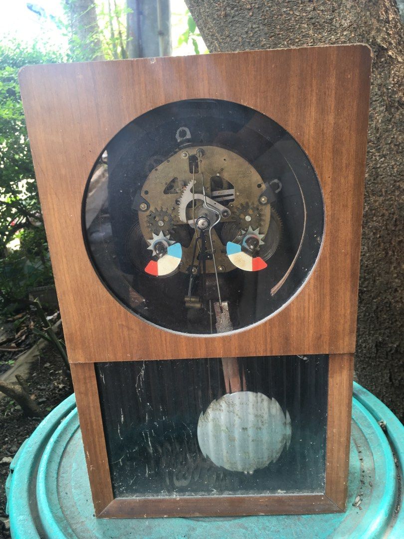 Vintage Seiko Pendulum Clock (Category: Clocks) located in Tanza. Submitted by surplusphone (Listing ID 1449417746, Image 1). Description: - Vintage seiko pendulum As-is Seiko for repair /stuck up.