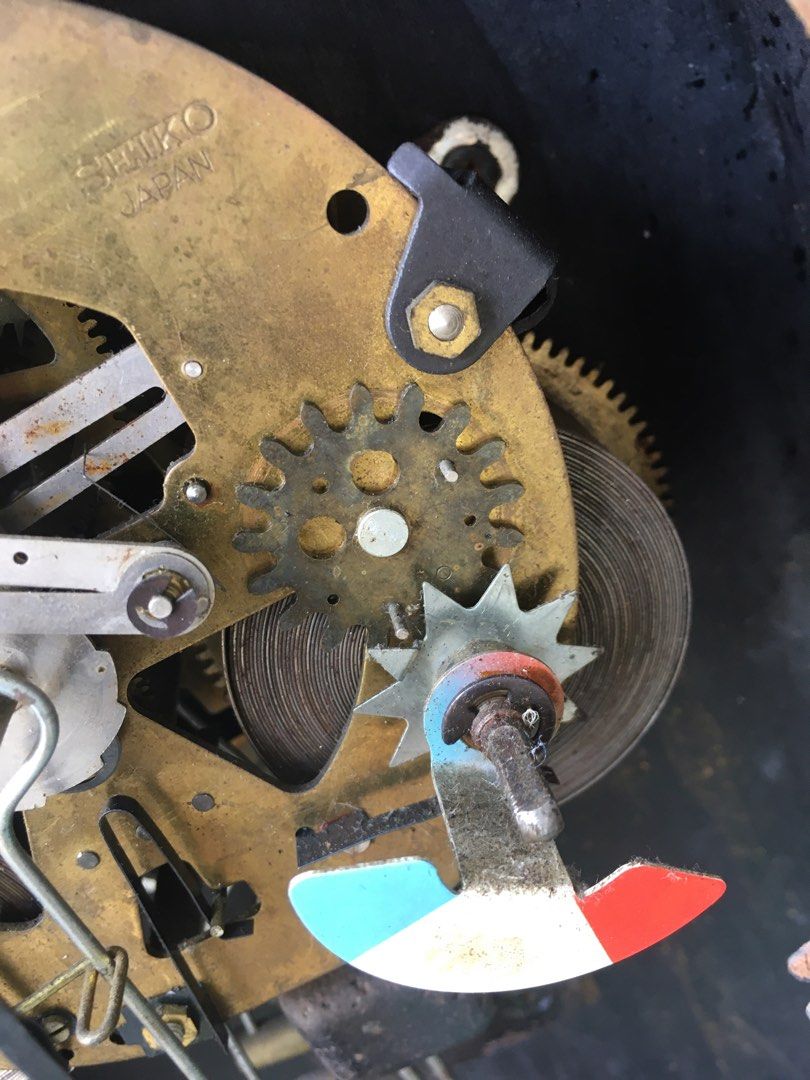 Vintage Seiko Pendulum Clock (Category: Clocks) located in Tanza. Submitted by surplusphone (Listing ID 1449417746, Image 3). Description: - Vintage seiko pendulum As-is Seiko for repair /stuck up.