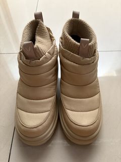 100+ Red adidas Dijual | Sepatu | Carousell Indonesia