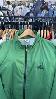 (Category: ) located in . Submitted by uneedthrift (Listing ID 1449434128, Image 1). Description: .