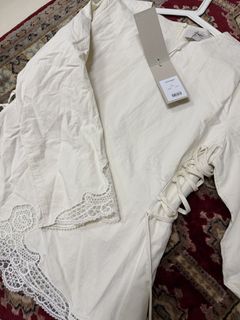 (Category: ) located in . Submitted by thejoyofpreloved (Listing ID 1449503384, Image 1). Description: .